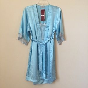 Rosshi - Silky Sleepwear